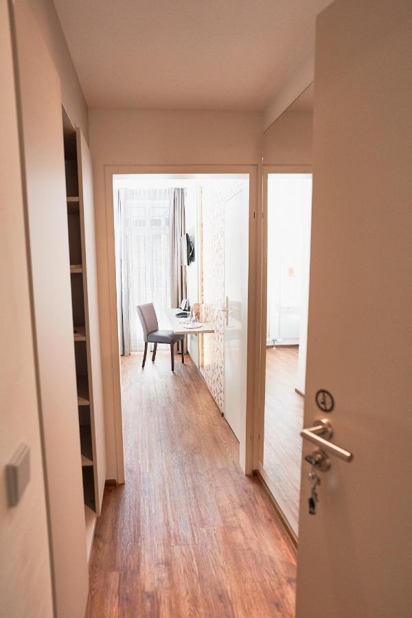 Stadthotel Engel Ettlingen Ngoại thất bức ảnh