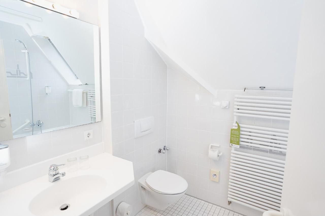 Stadthotel Engel Ettlingen Ngoại thất bức ảnh