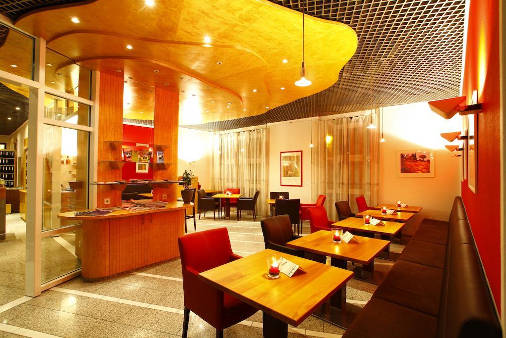 Stadthotel Engel Ettlingen Ngoại thất bức ảnh