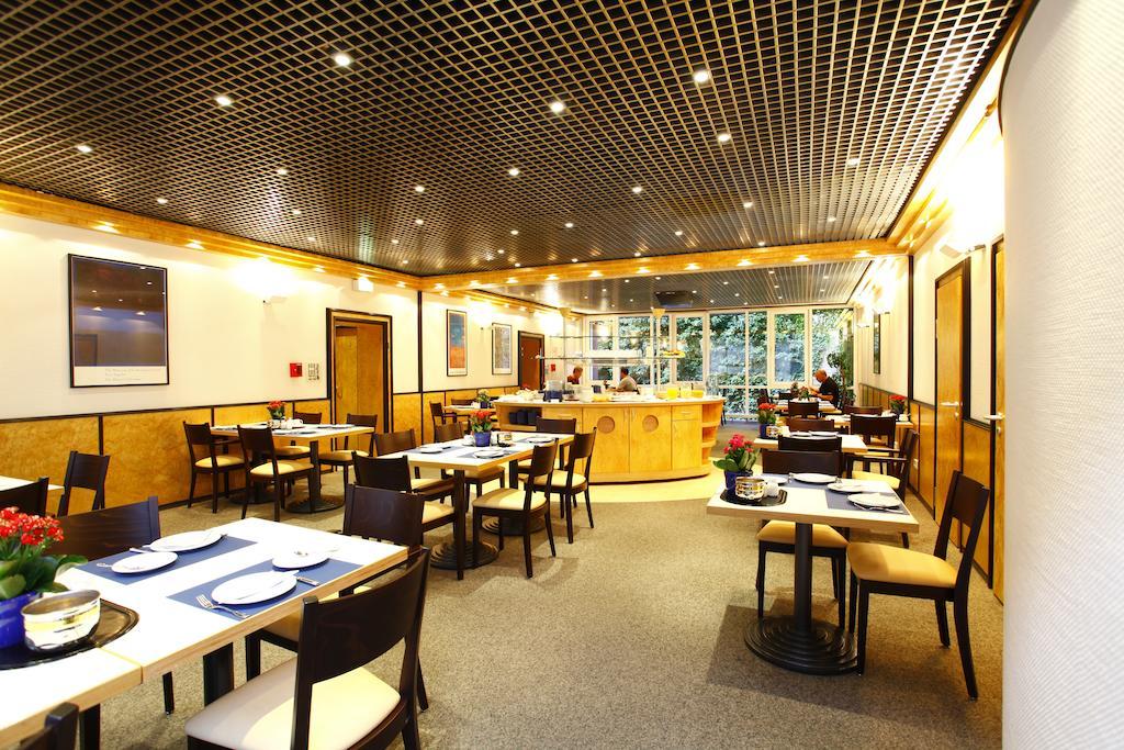 Stadthotel Engel Ettlingen Ngoại thất bức ảnh