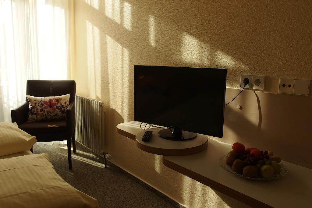 Stadthotel Engel Ettlingen Phòng bức ảnh